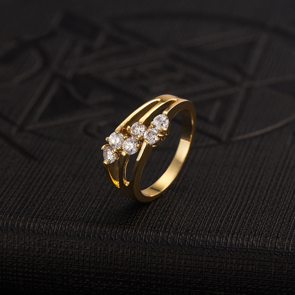 Fashion Inlaid Six Zircon Ring